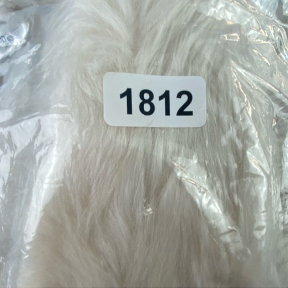 Ellison faux fur cream vest with fringe bottom wms sz small - Picture 14 of 15